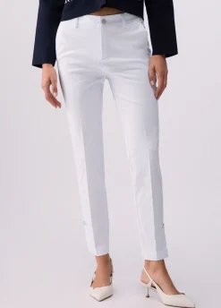 Pantaloni chino slim fit