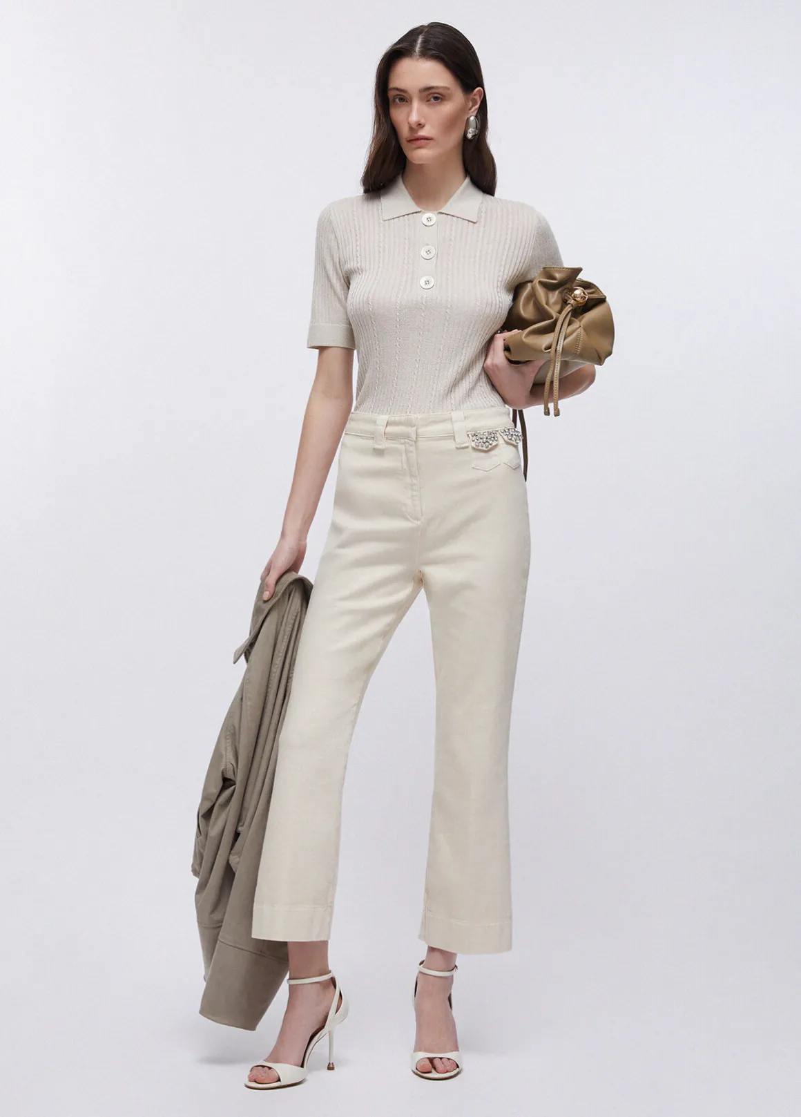 Pantaloni cropped con ricami gioiello