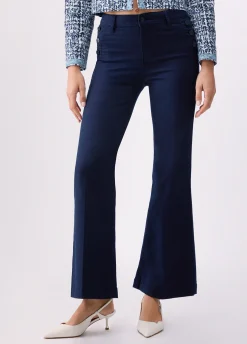 Pantaloni flare con bottoni logati