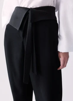 Pantaloni in envers satin