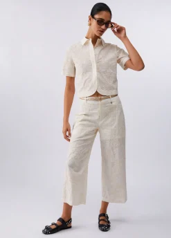 Pantaloni in mussola ricamati