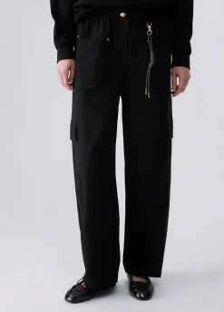 Pantaloni oversize con charm