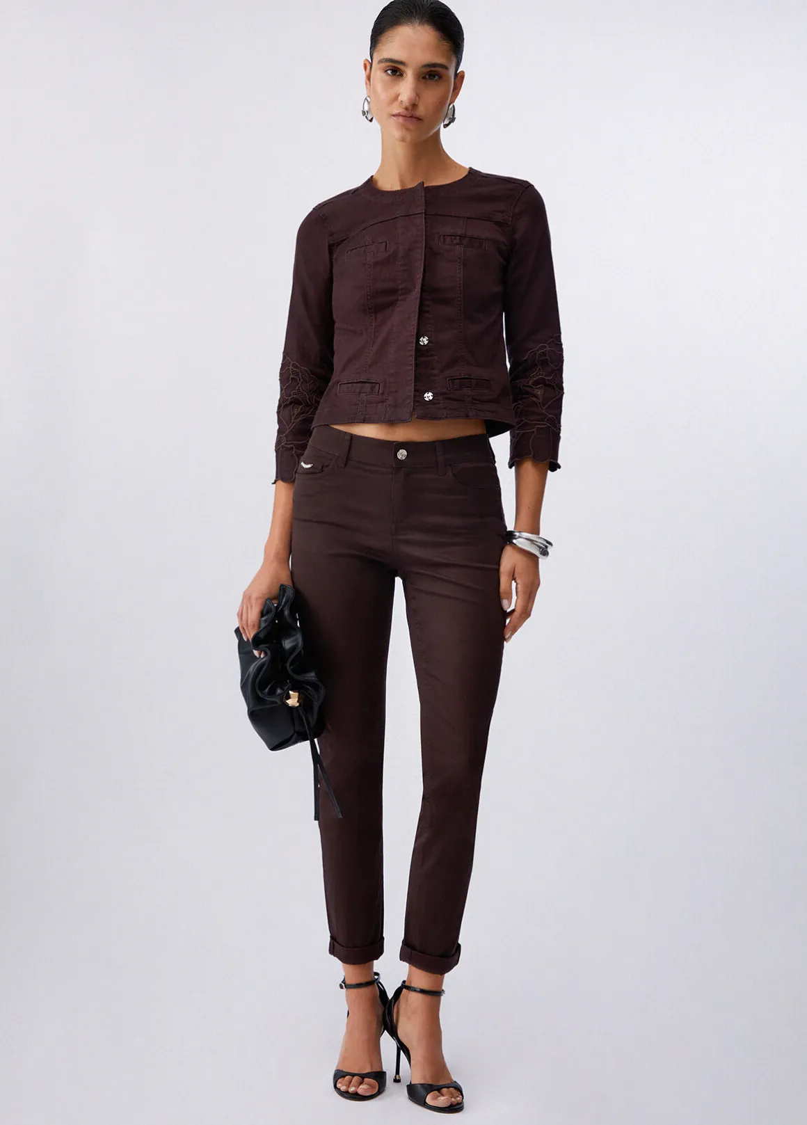 Pantaloni skinny con risvolto
