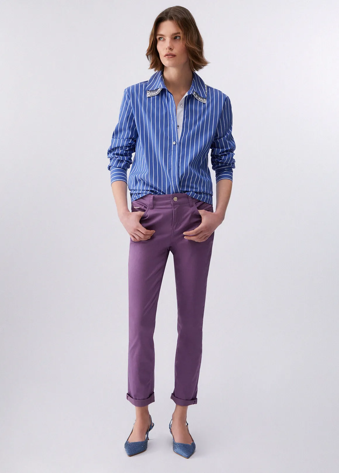 Pantaloni skinny con risvolto