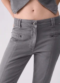 Pantaloni slim-fit