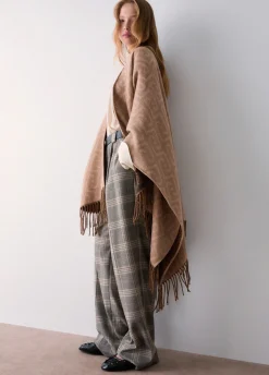 Poncho monogram jacquard