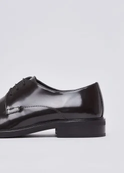 Scarpe stringate in pelle