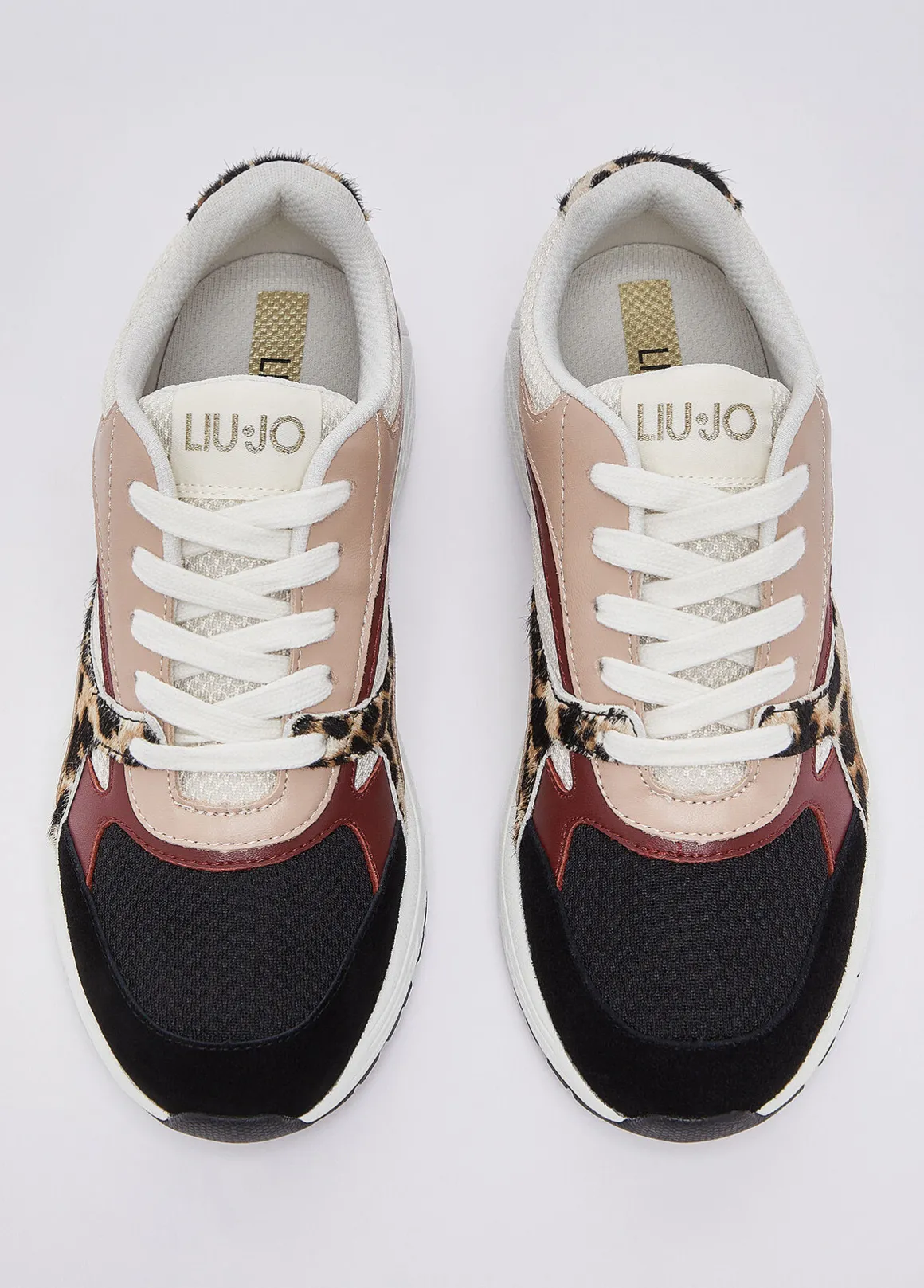 Sneakers con dettagli in cavallino