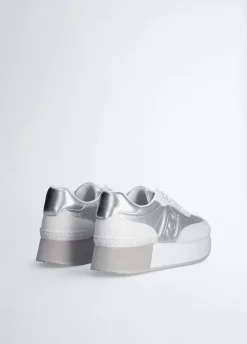 Sneakers in denim effetto laminato