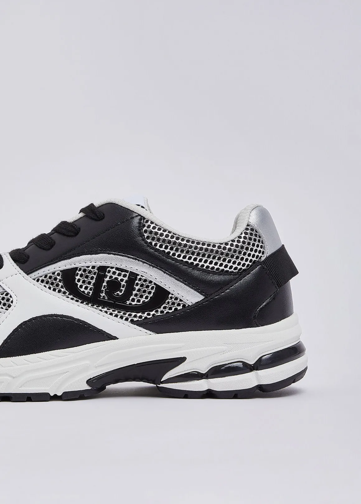Sneakers in mesh metallizzato
