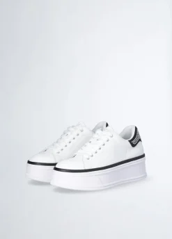 Sneakers in pelle con strass