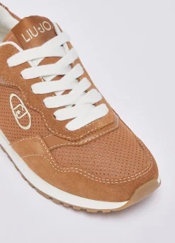 Sneakers in suede traforato