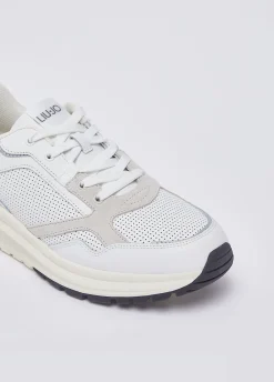 Sneakers uomo in pelle traforata