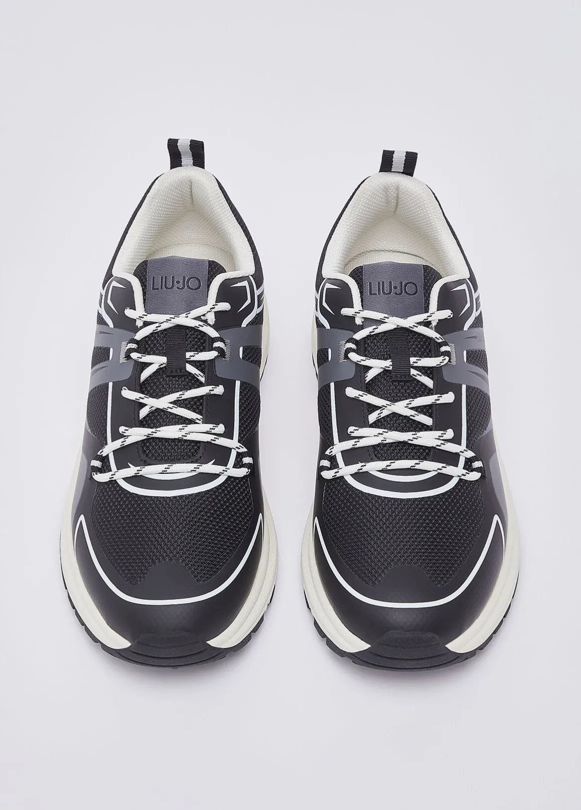 Sneakers urban trekking