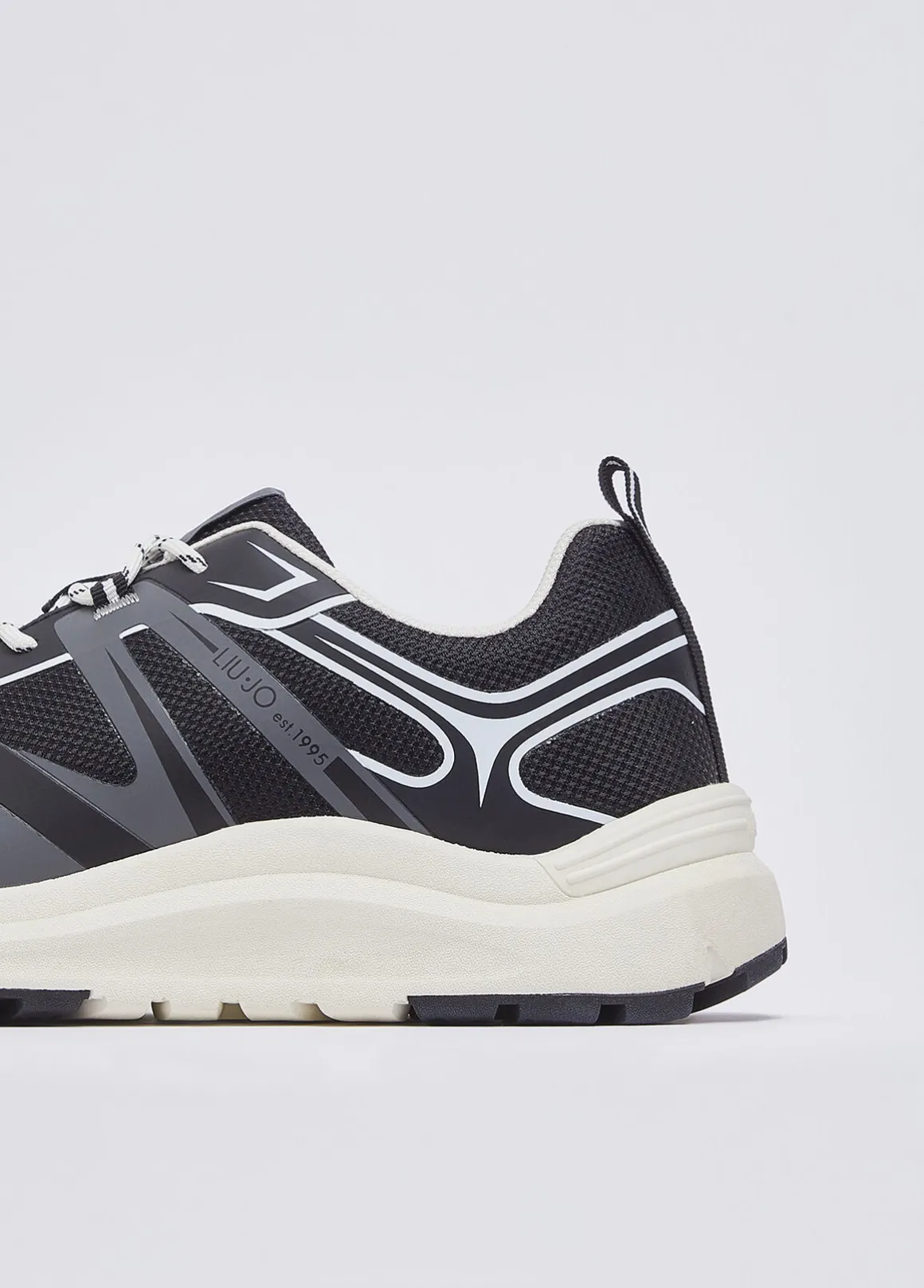 Sneakers urban trekking