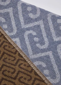 Stola monogram con frange