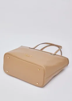 Tote bag media