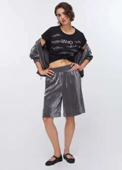 T-shirt con applicazioni