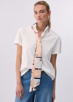 T-shirt con foulard