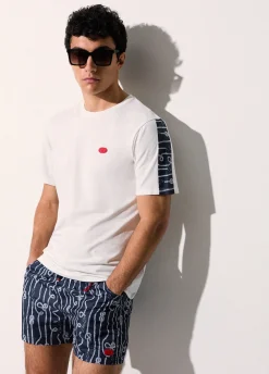 T-shirt con inserto stampato