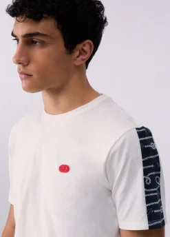T-shirt con inserto stampato
