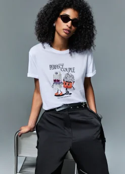 T-shirt con stampa e applicazioni