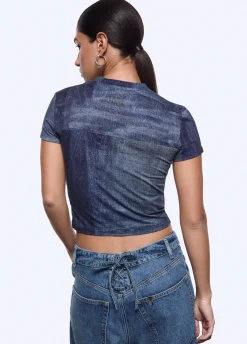 T-shirt cropped effetto denim