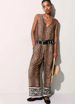 Tuta con stampa animalier